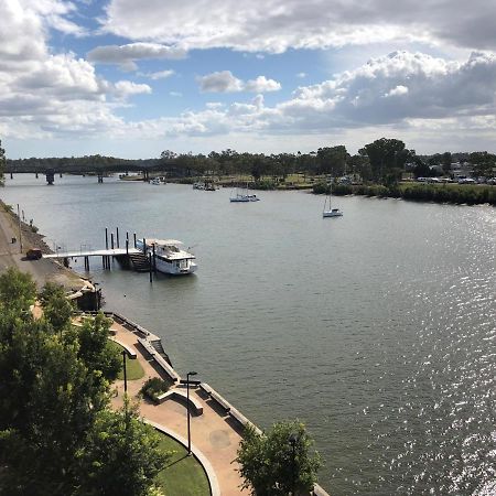 Burnett Riverside Hotel 班达伯格 外观 照片