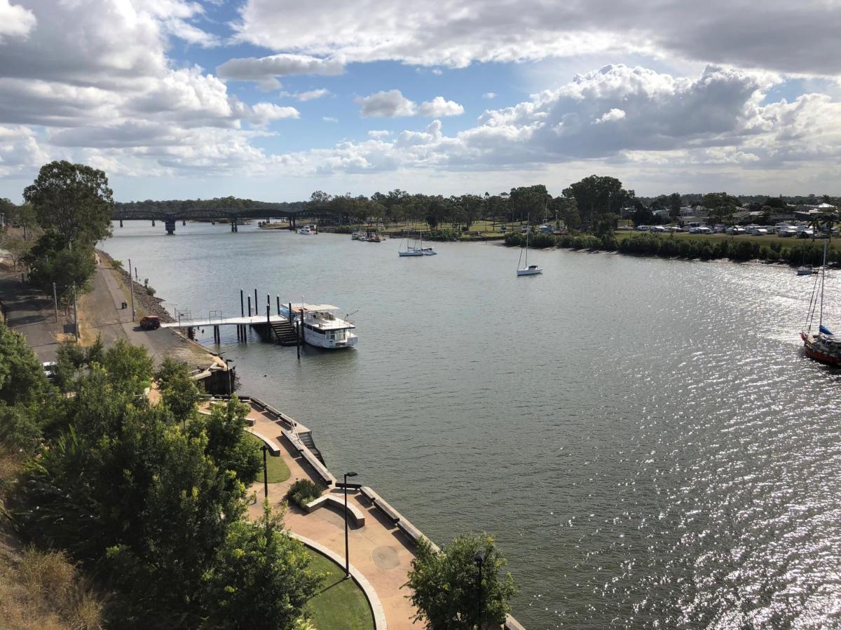 Burnett Riverside Hotel 班达伯格 外观 照片